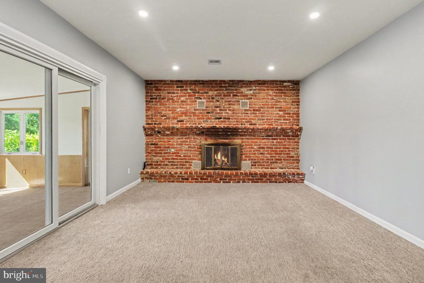 208 N Trooper Road photo 27