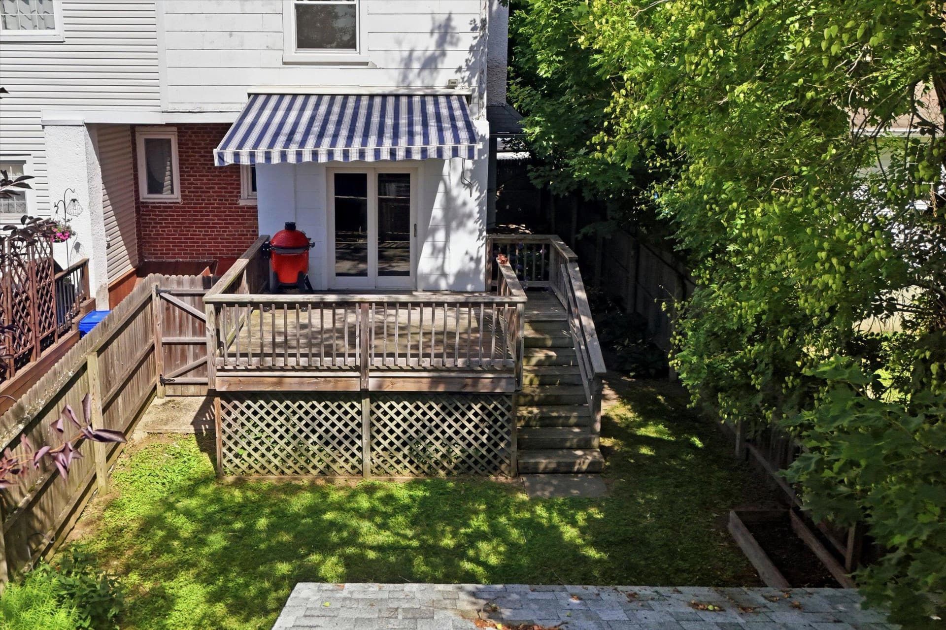 129 Harrison Avenue photo 19