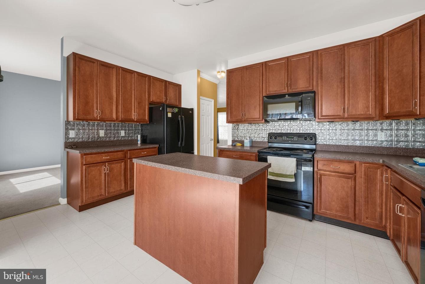 150 Marjessa Drive photo 10