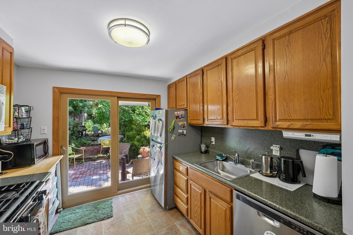 325 W Spring Avenue photo 14