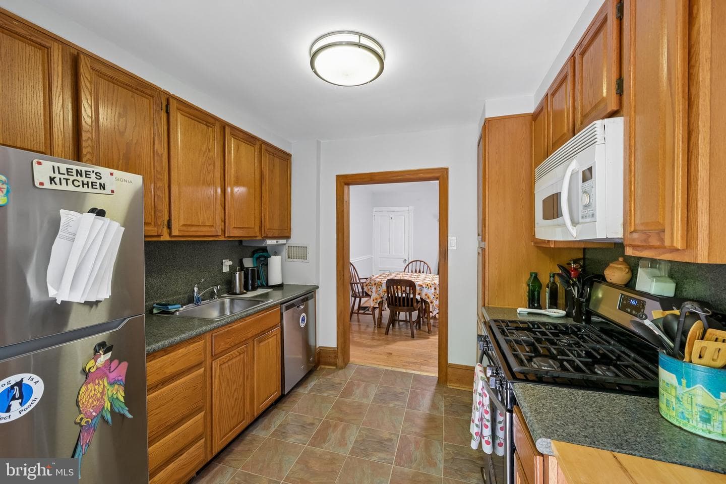 325 W Spring Avenue photo 15