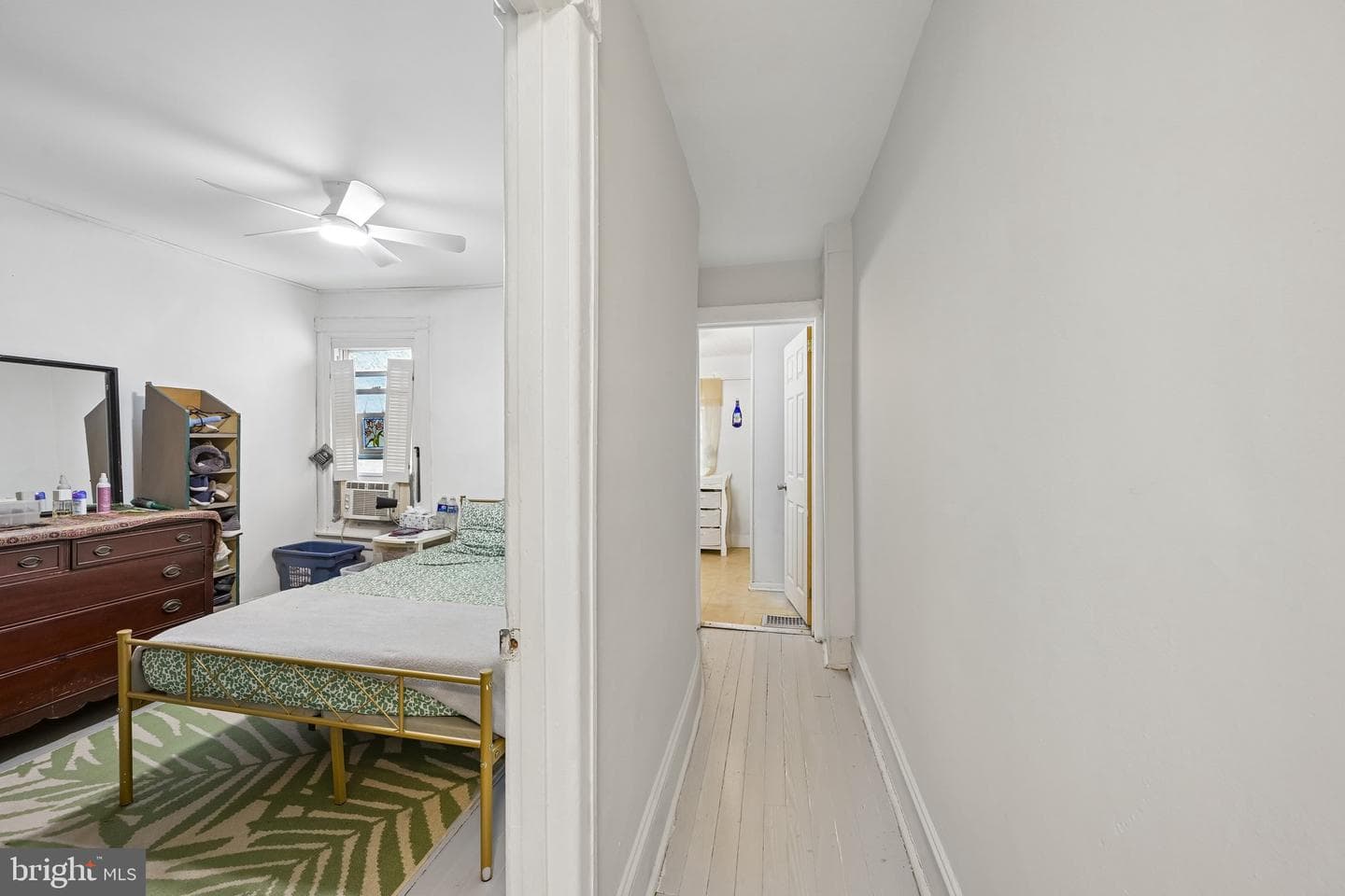 325 W Spring Avenue photo 19
