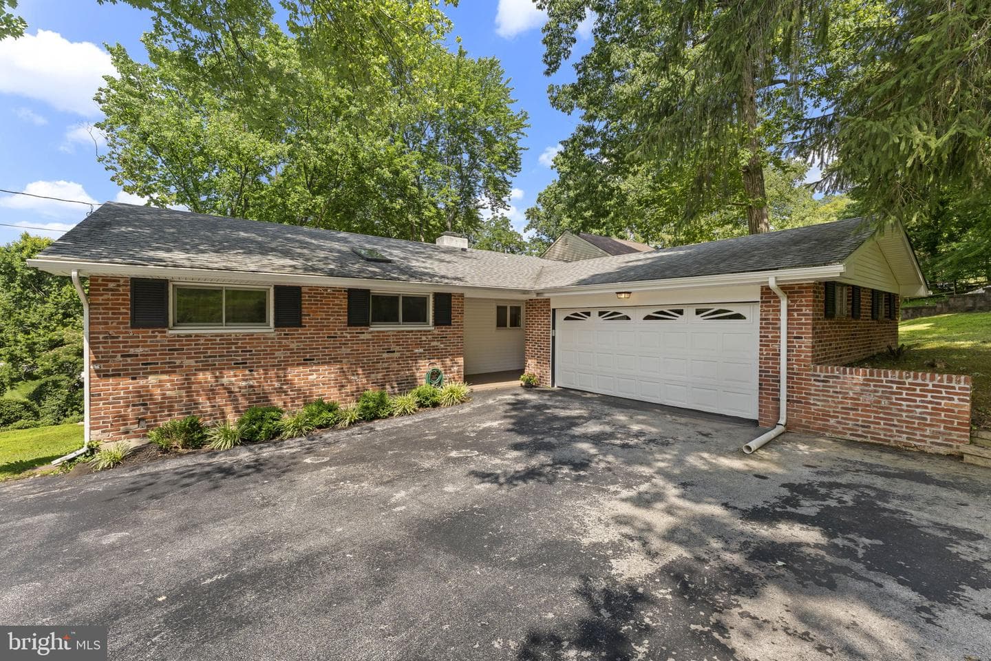 262 Lantern Lane photo 2