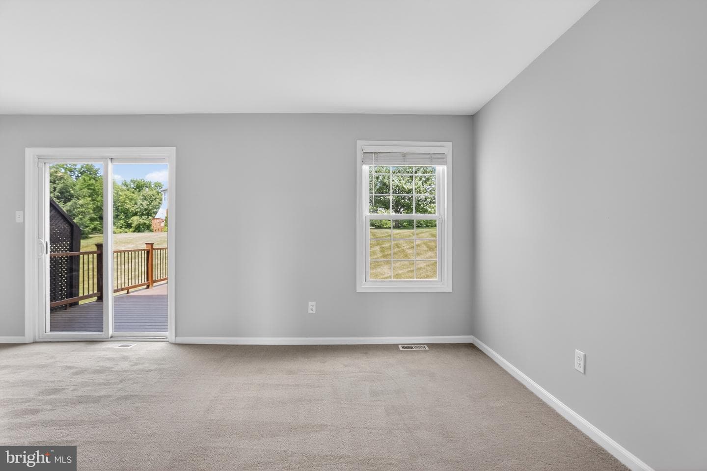 501 Somerset Court photo 10