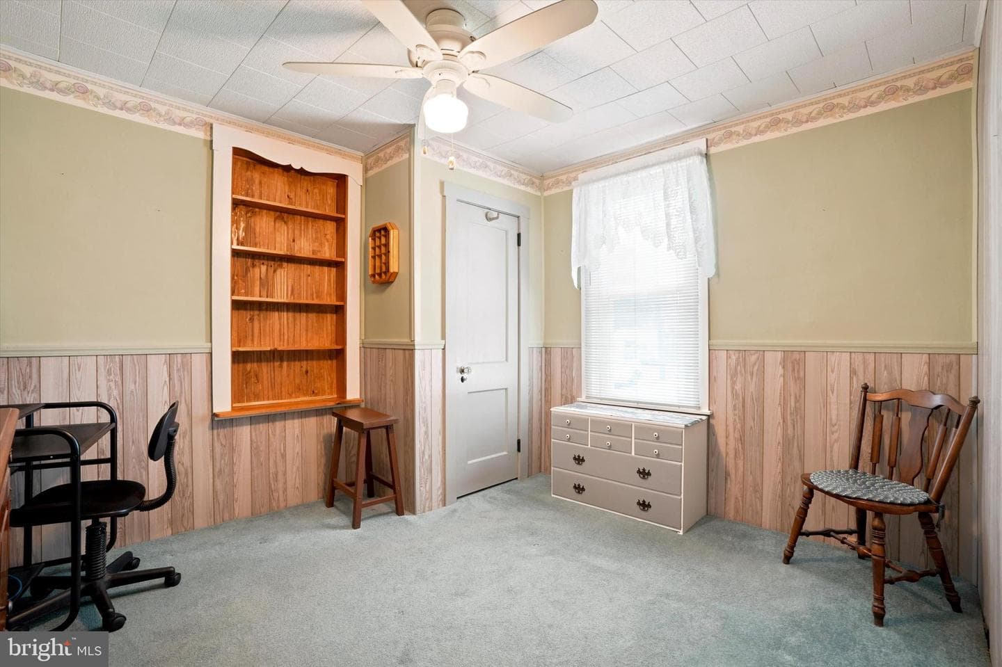 35 Elm Avenue photo 16