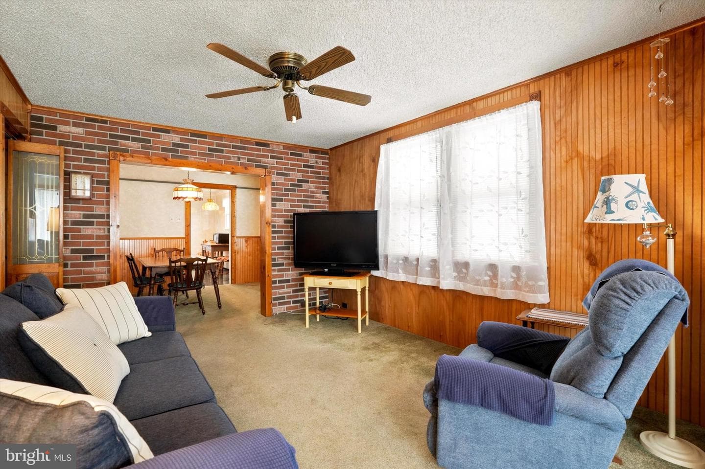 35 Elm Avenue photo 6