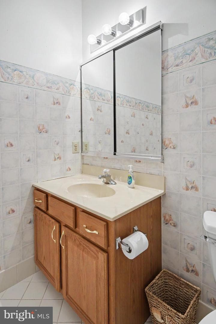 1503 Tarrington Way photo 34