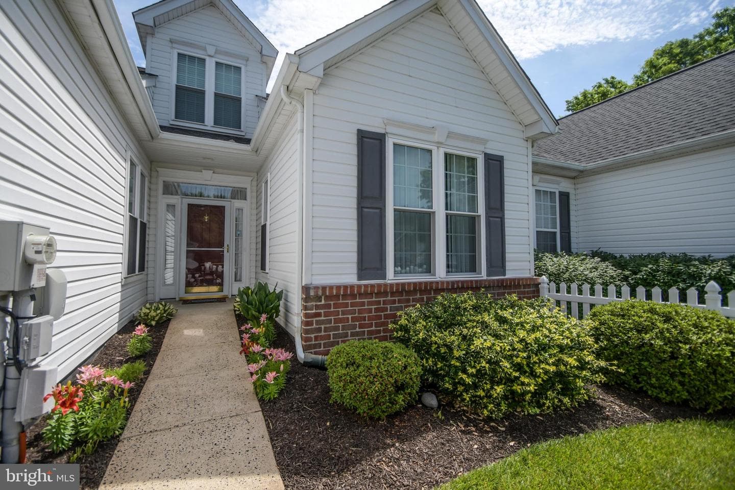 1503 Tarrington Way photo 9