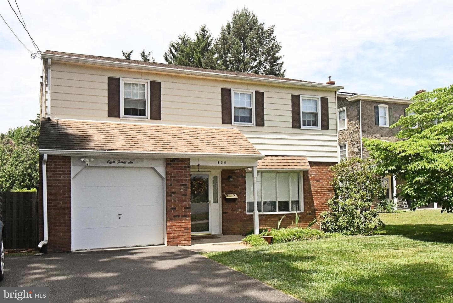 836 N Cedar Road photo 1