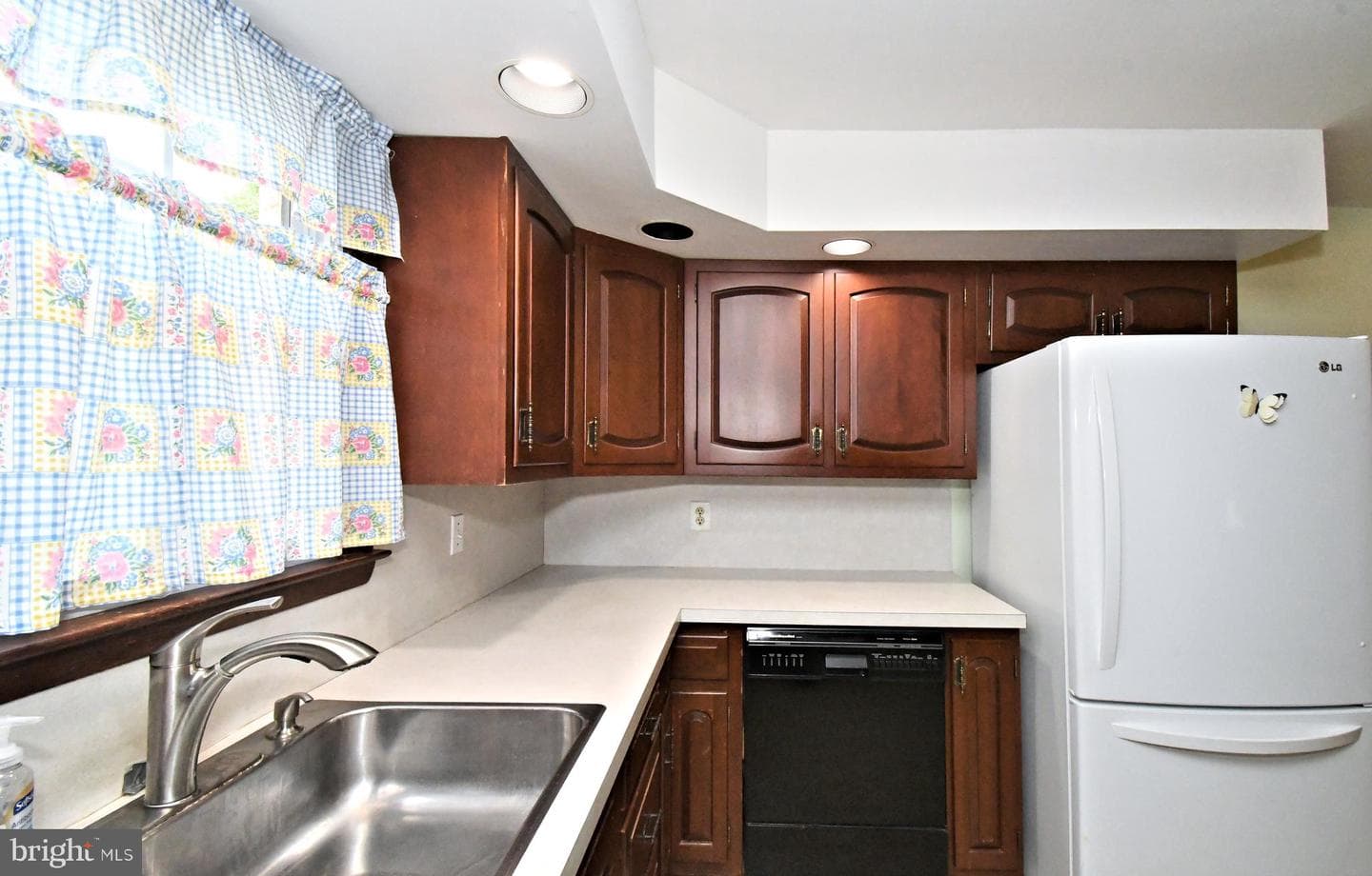 836 N Cedar Road photo 18