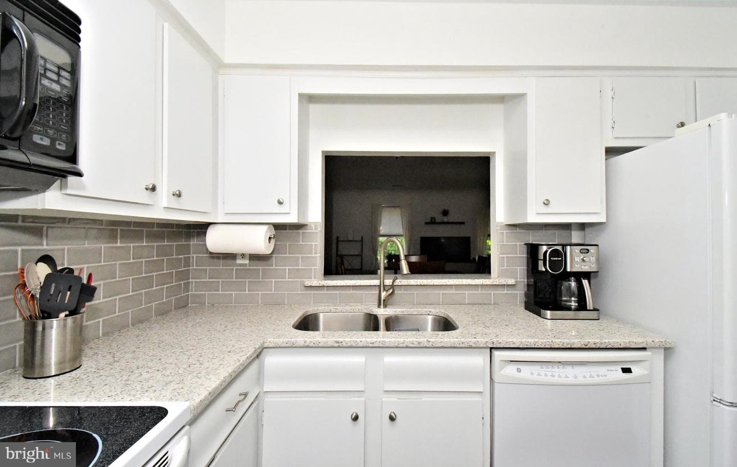 1108b Jefferson Court photo 12