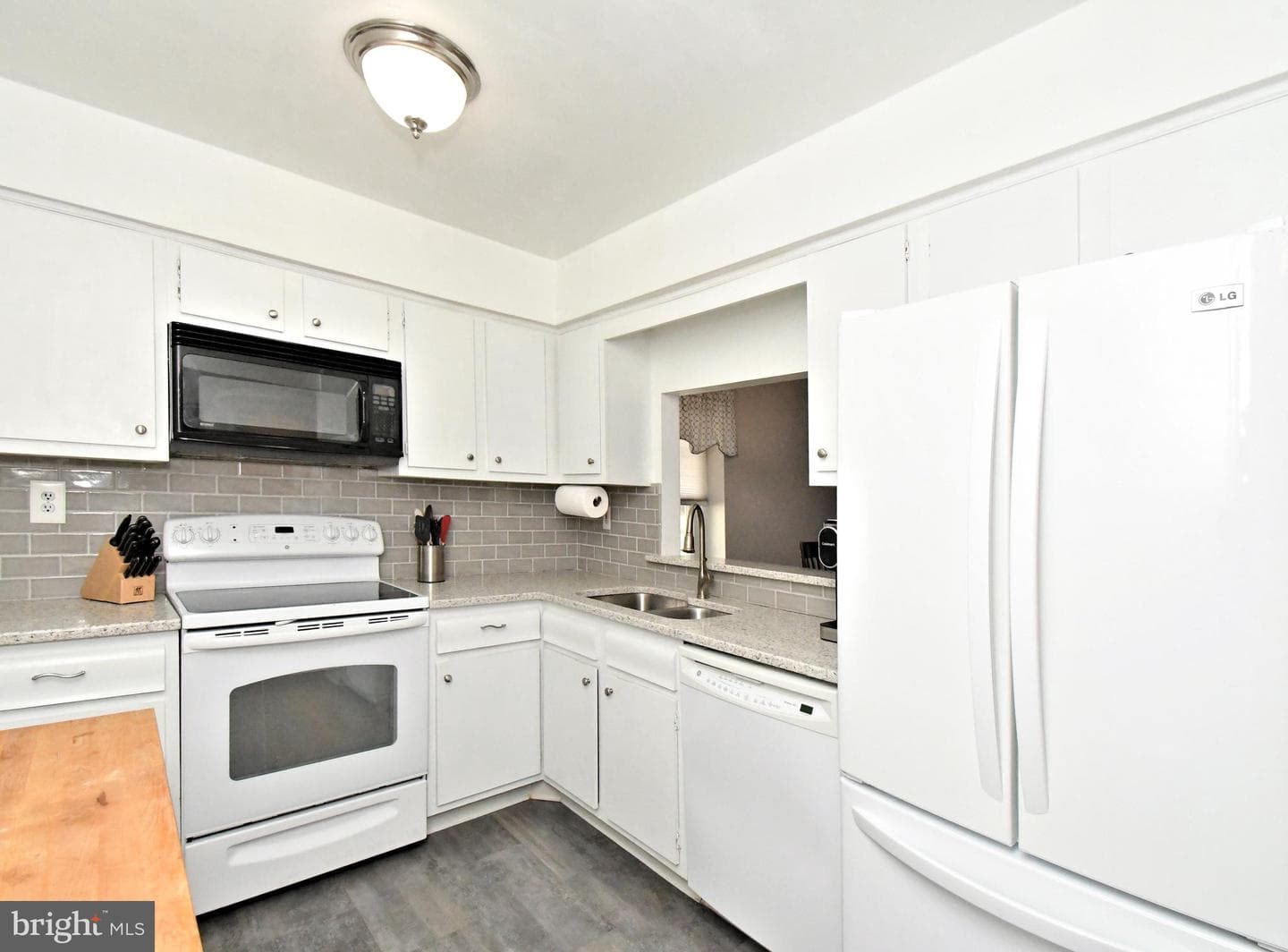 1108b Jefferson Court photo 14