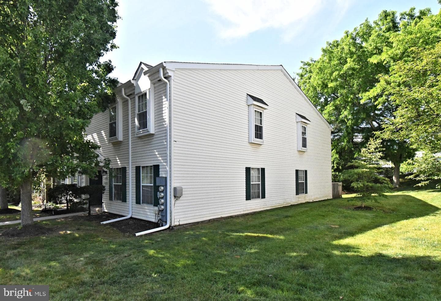 1108b Jefferson Court photo 33