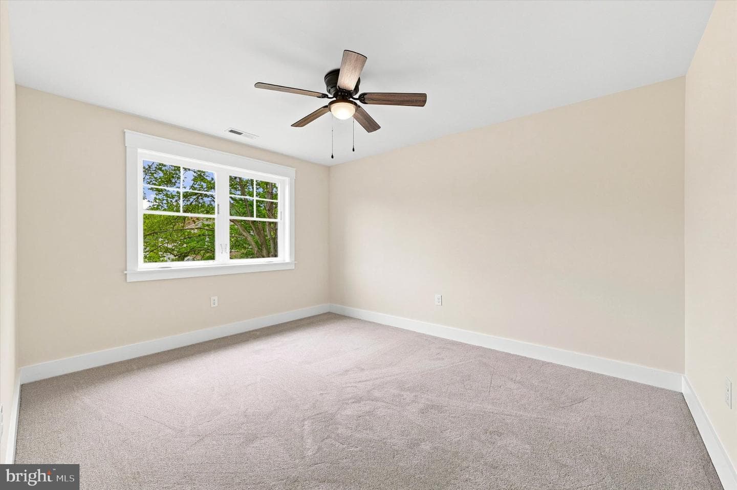 826 Hamel Avenue photo 34