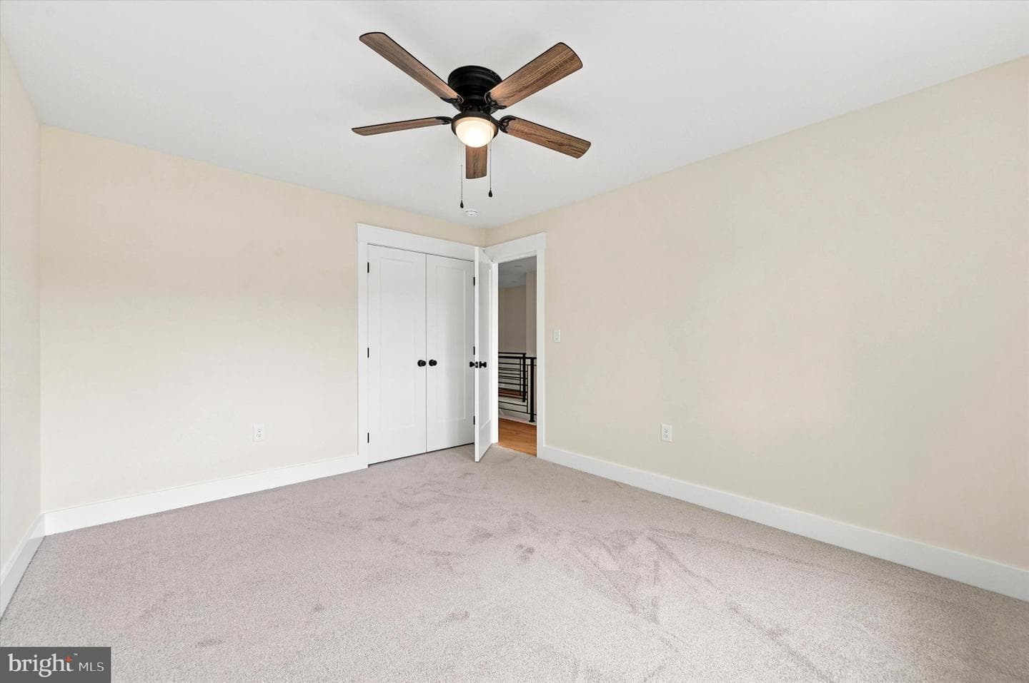 826 Hamel Avenue photo 35