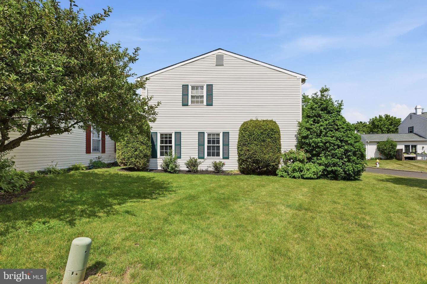 1725 Rosedale photo 6