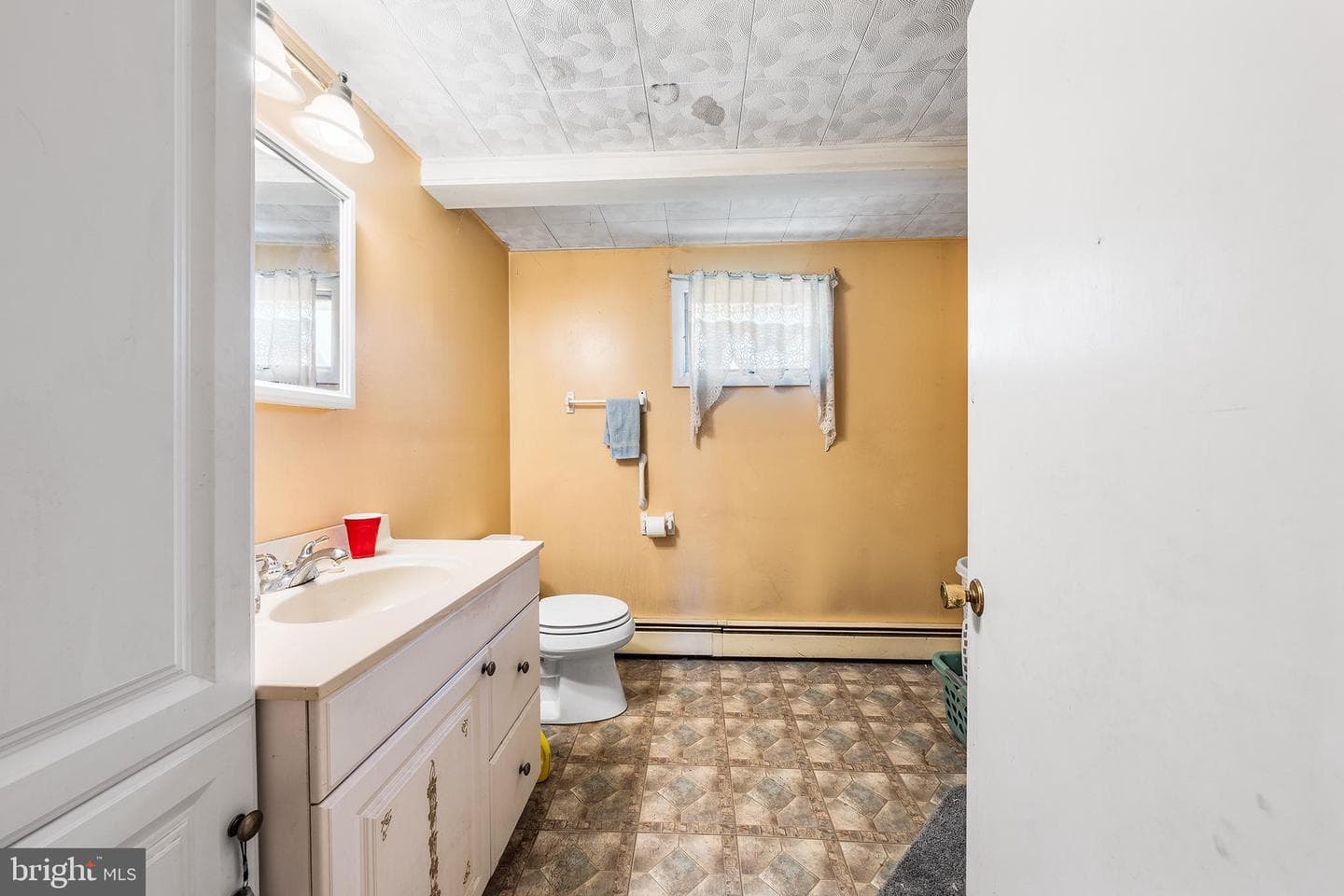 318 Washington Street photo 13