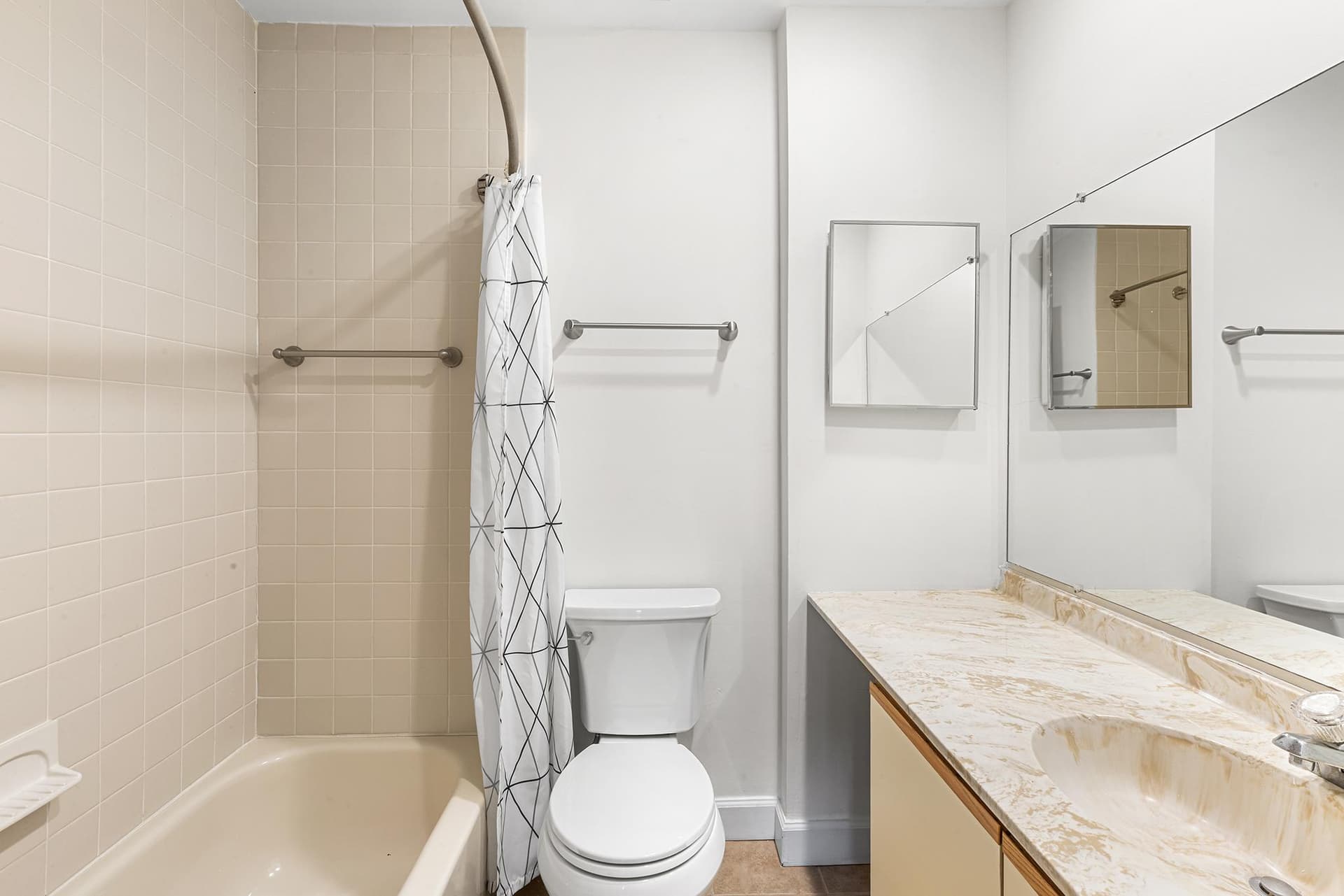 119 E Montgomery Avenue #7 photo 24