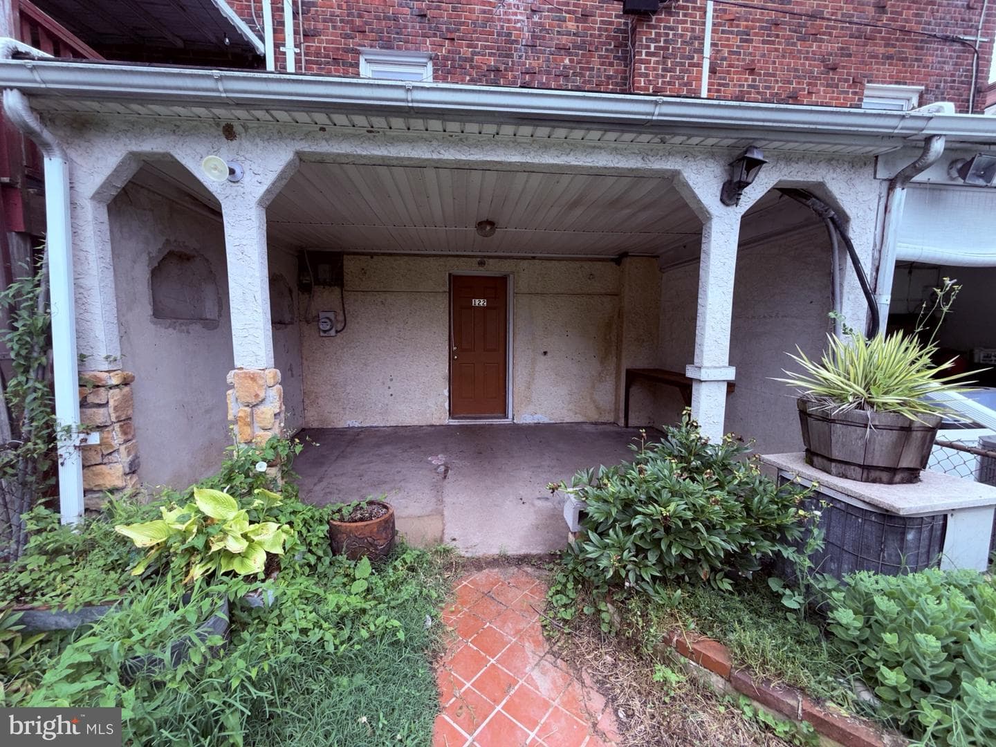 122 Hamilton Street photo 17