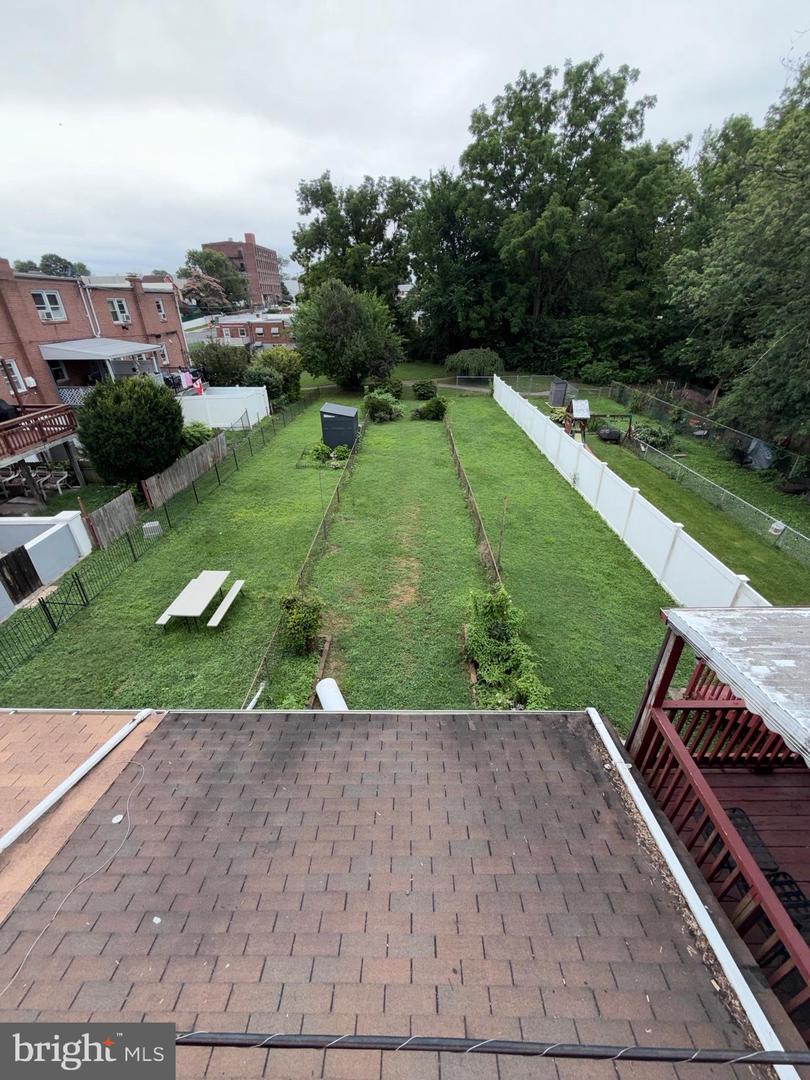 122 Hamilton Street photo 19