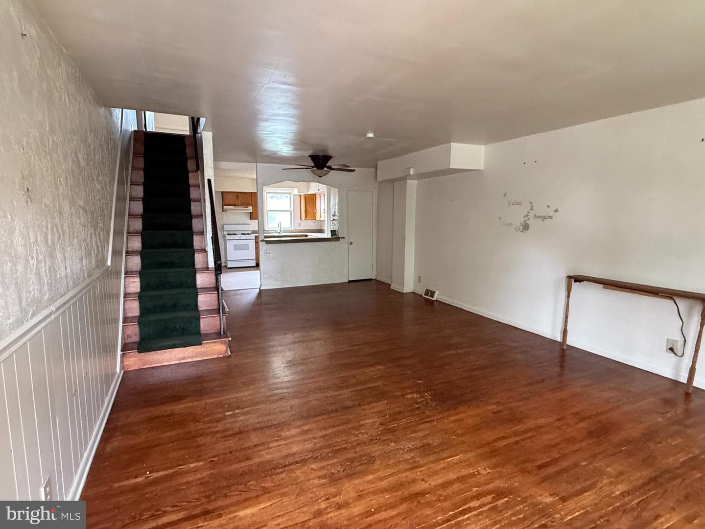122 Hamilton Street photo 2