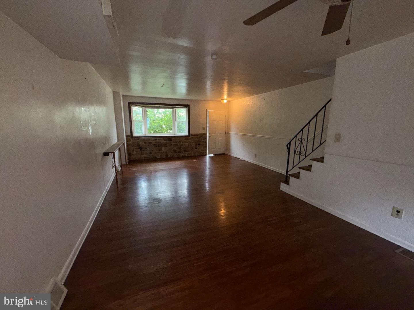 122 Hamilton Street photo 3