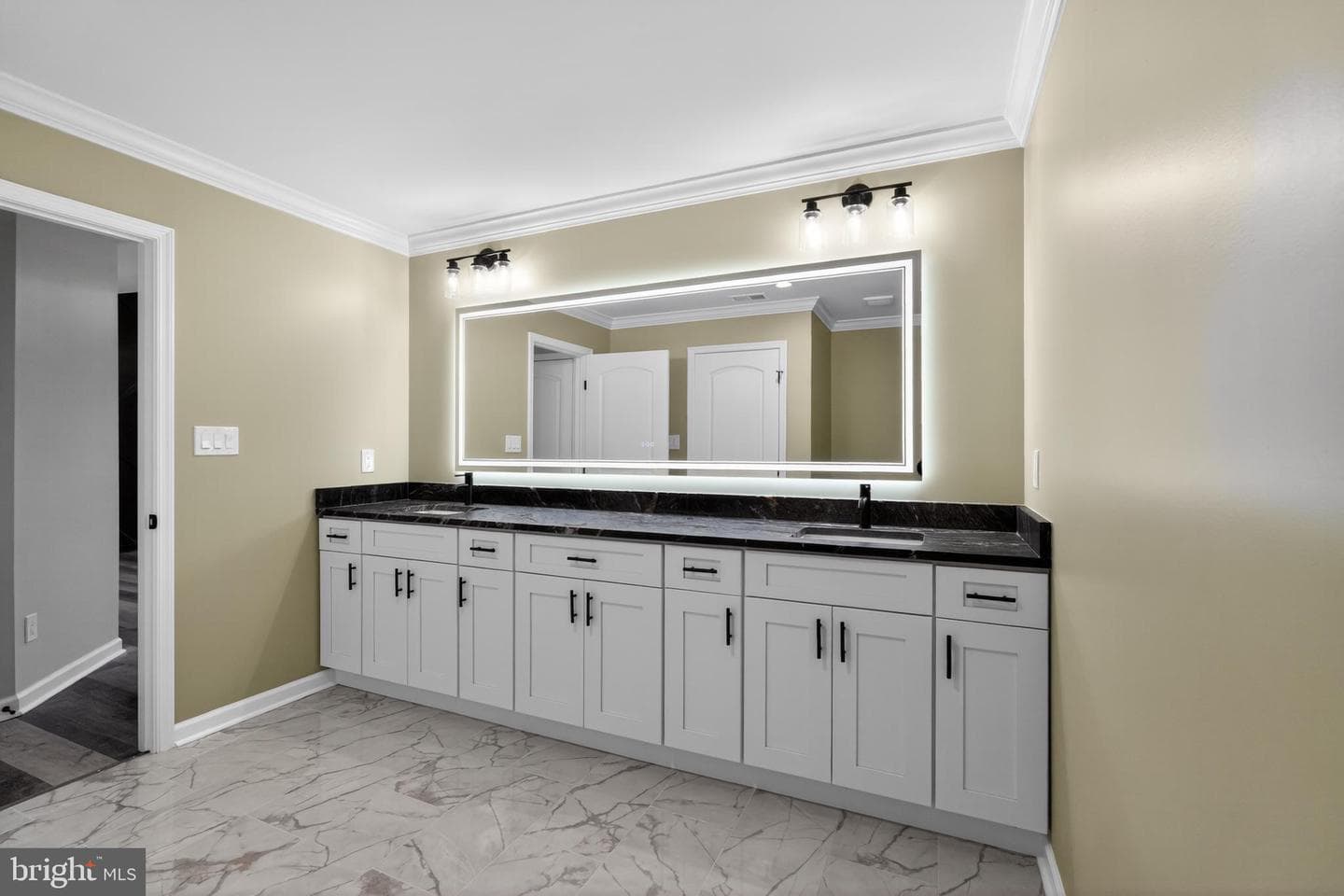 186 Byberry Rd. photo 39