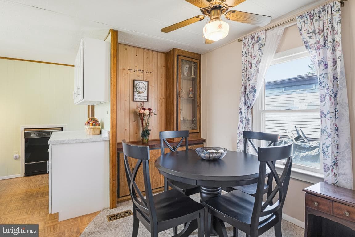 189 Upland Court photo 12