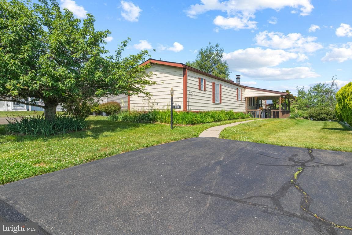 189 Upland Court photo 26