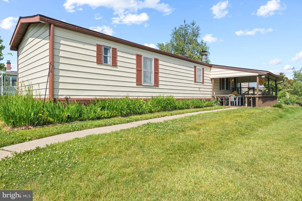 189 Upland Court photo 28