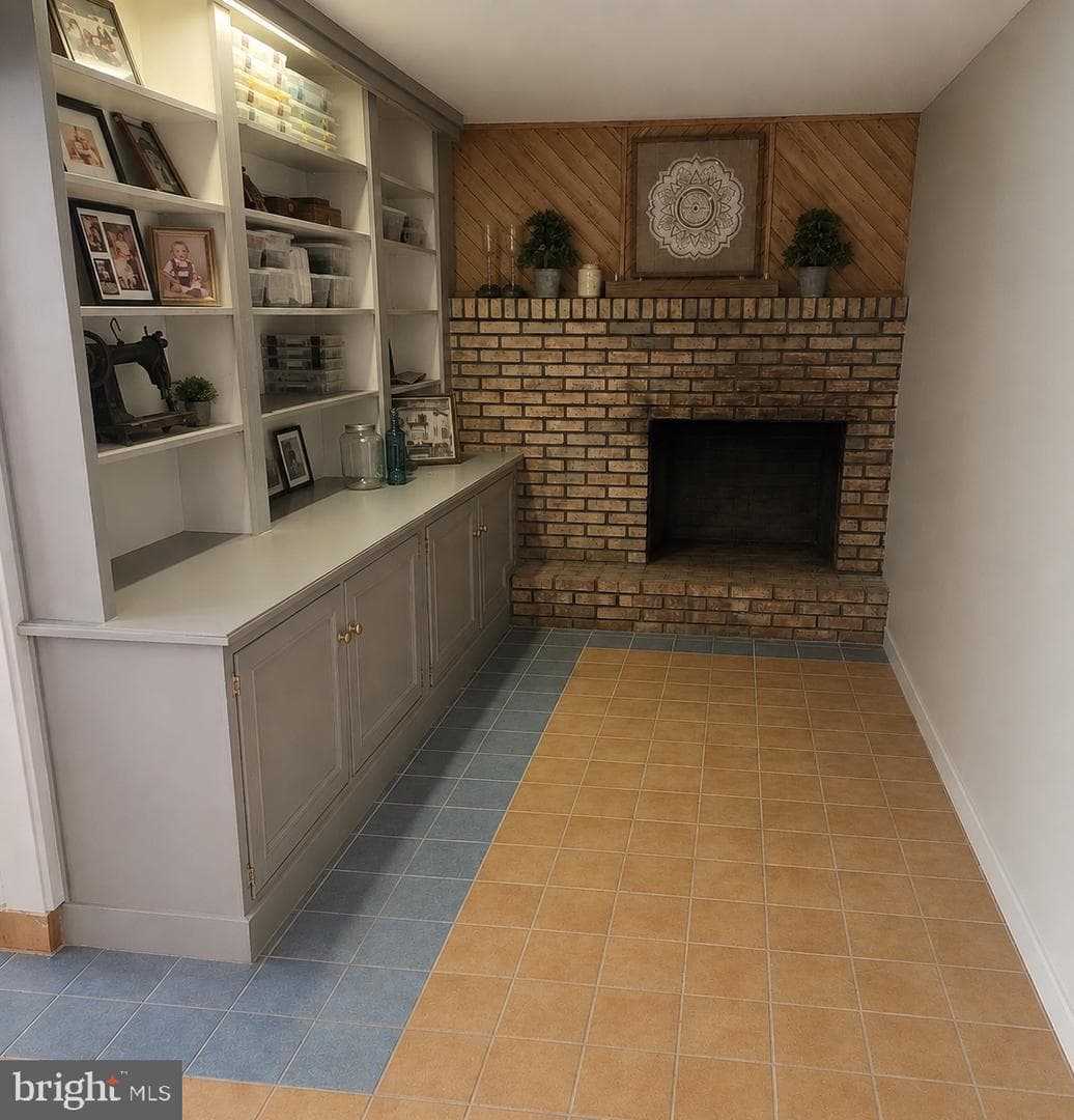 355 Stonehaven Drive photo 15