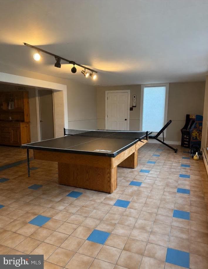 355 Stonehaven Drive photo 18