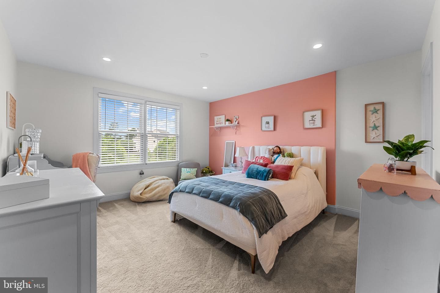 452 Sorrel Court photo 32