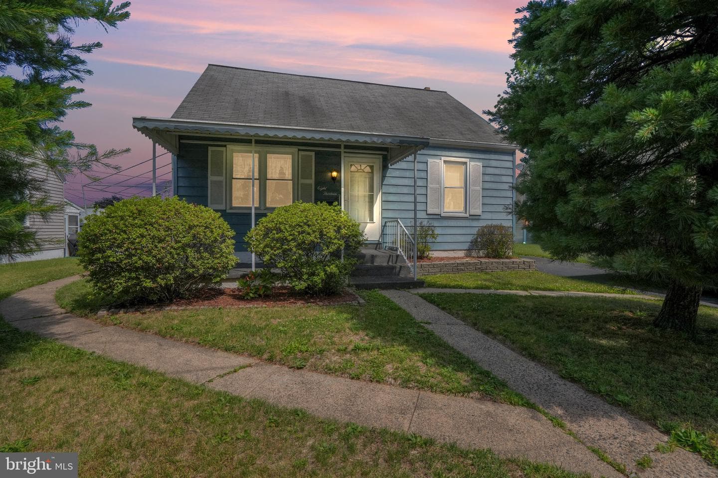 813 N Adams Street photo 13
