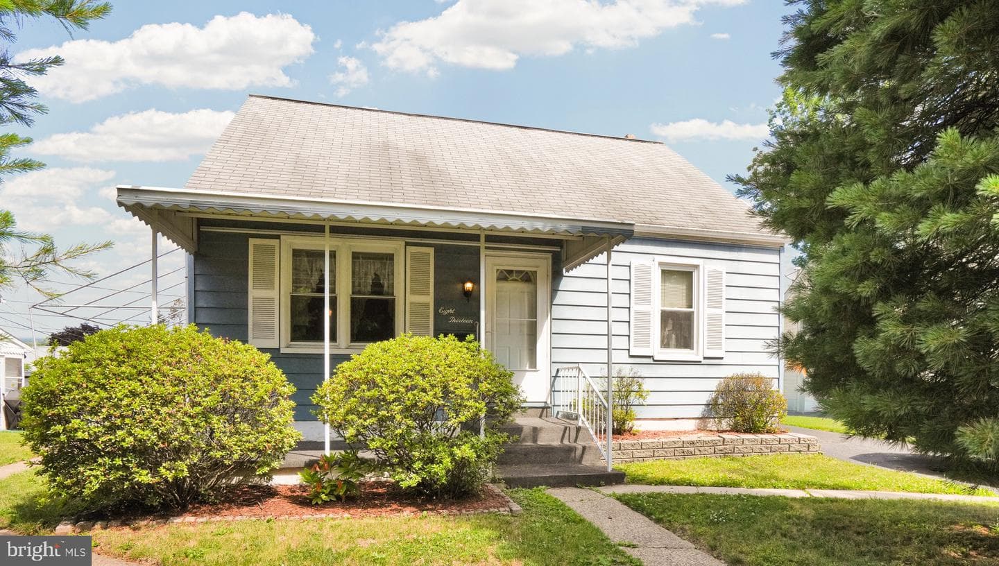 813 N Adams Street photo 14