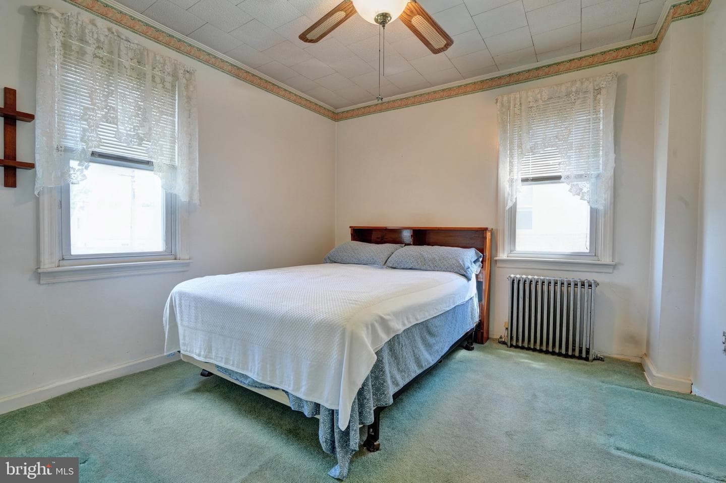813 N Adams Street photo 27