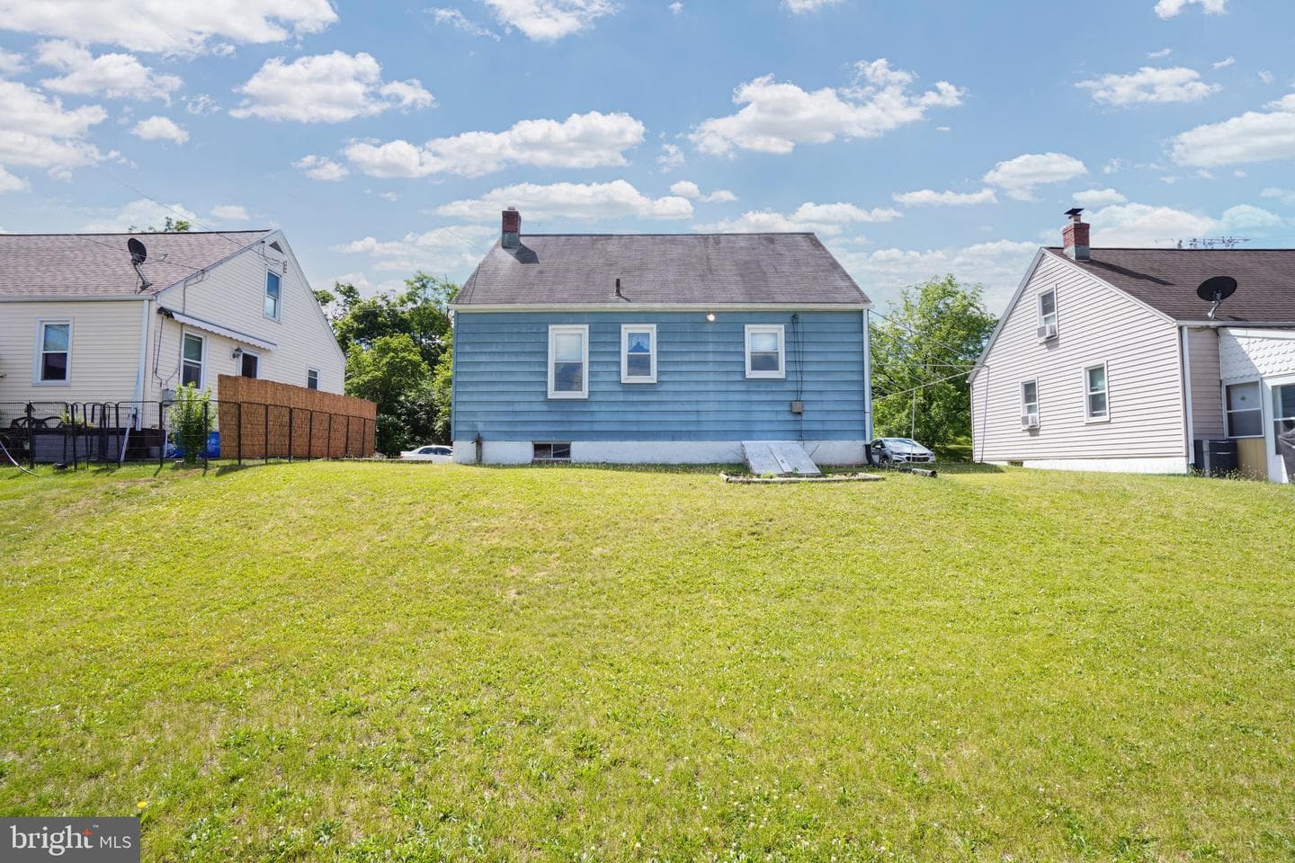 813 N Adams Street photo 7