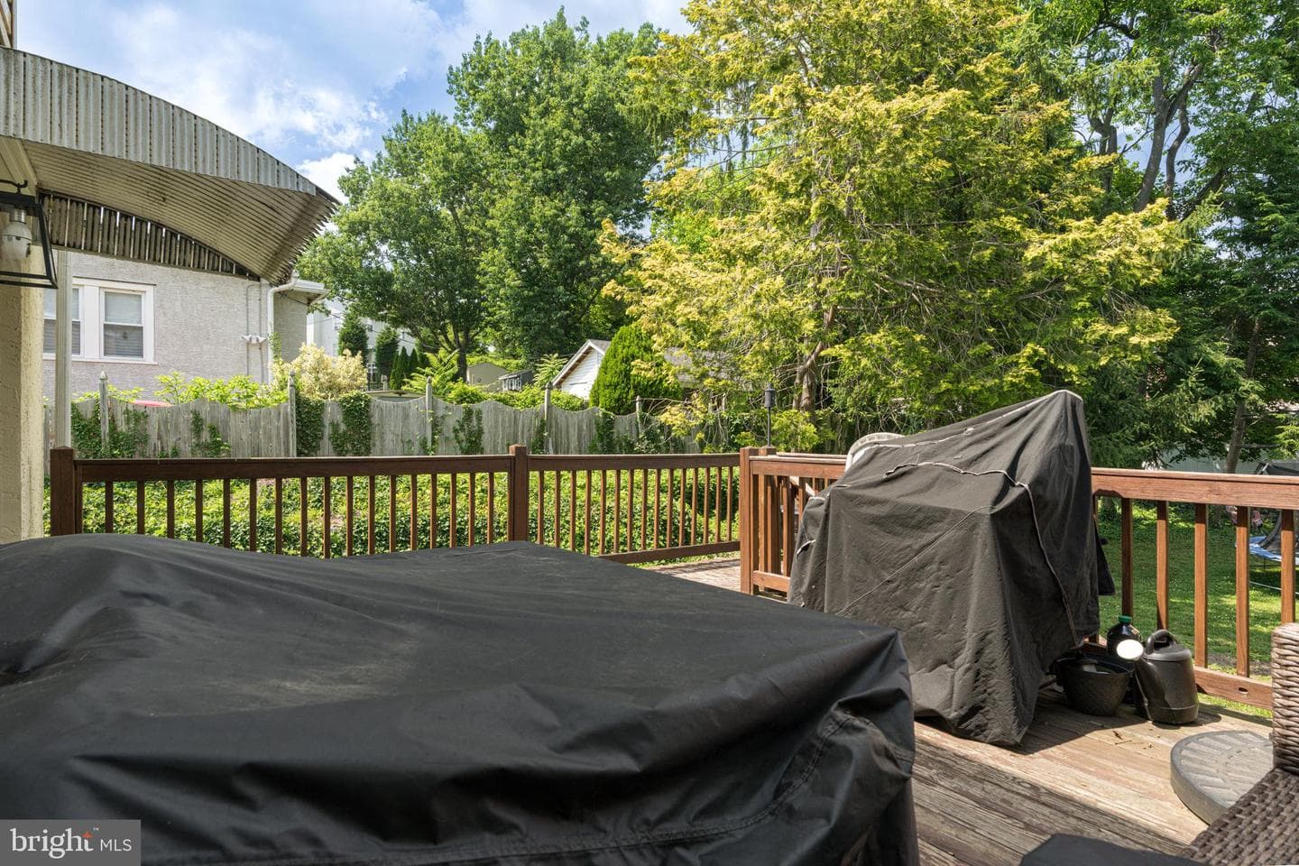 535 Beecher Avenue photo 28