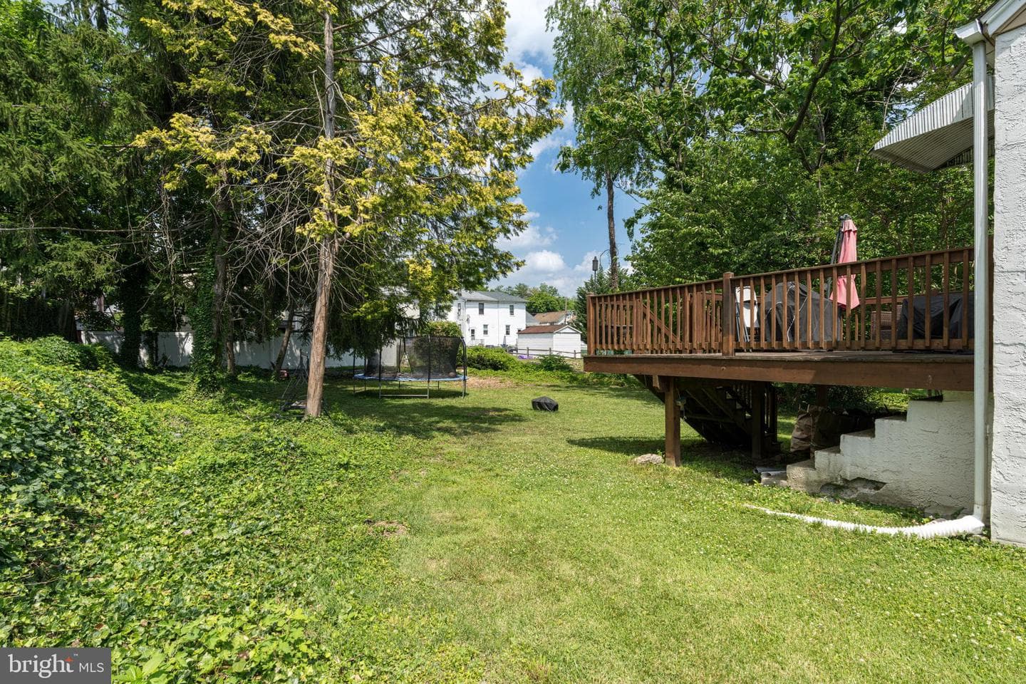 535 Beecher Avenue photo 30