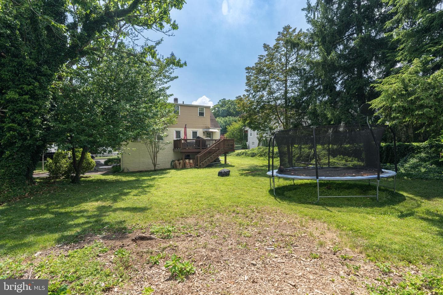 535 Beecher Avenue photo 31