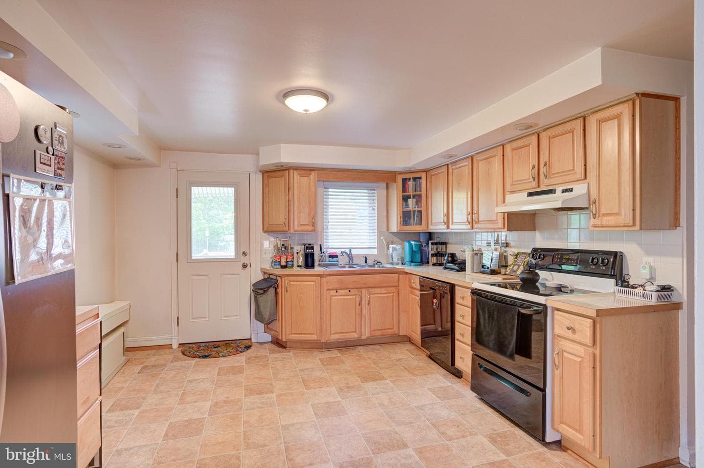 535 Beecher Avenue photo 4