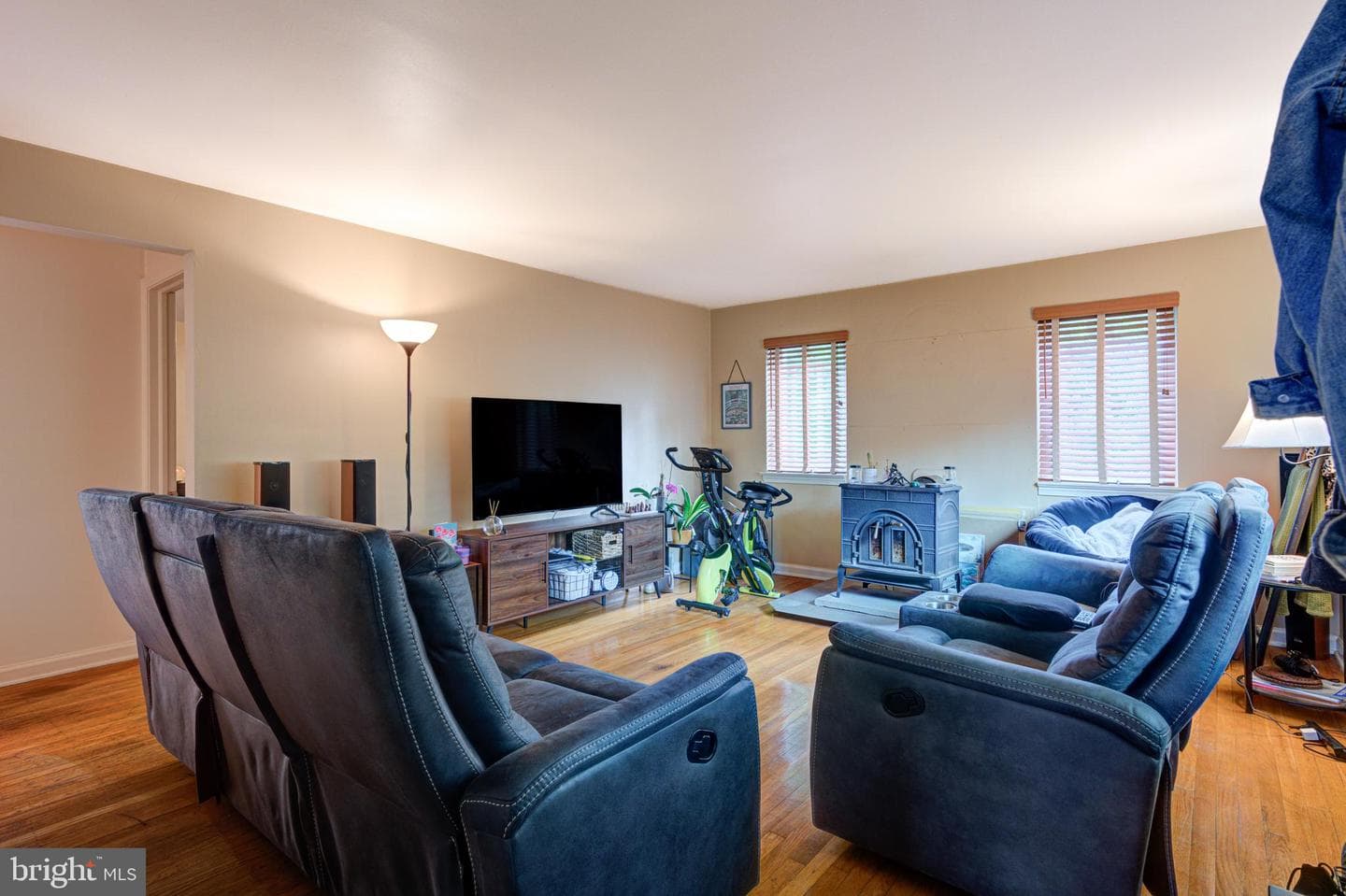 535 Beecher Avenue photo 8