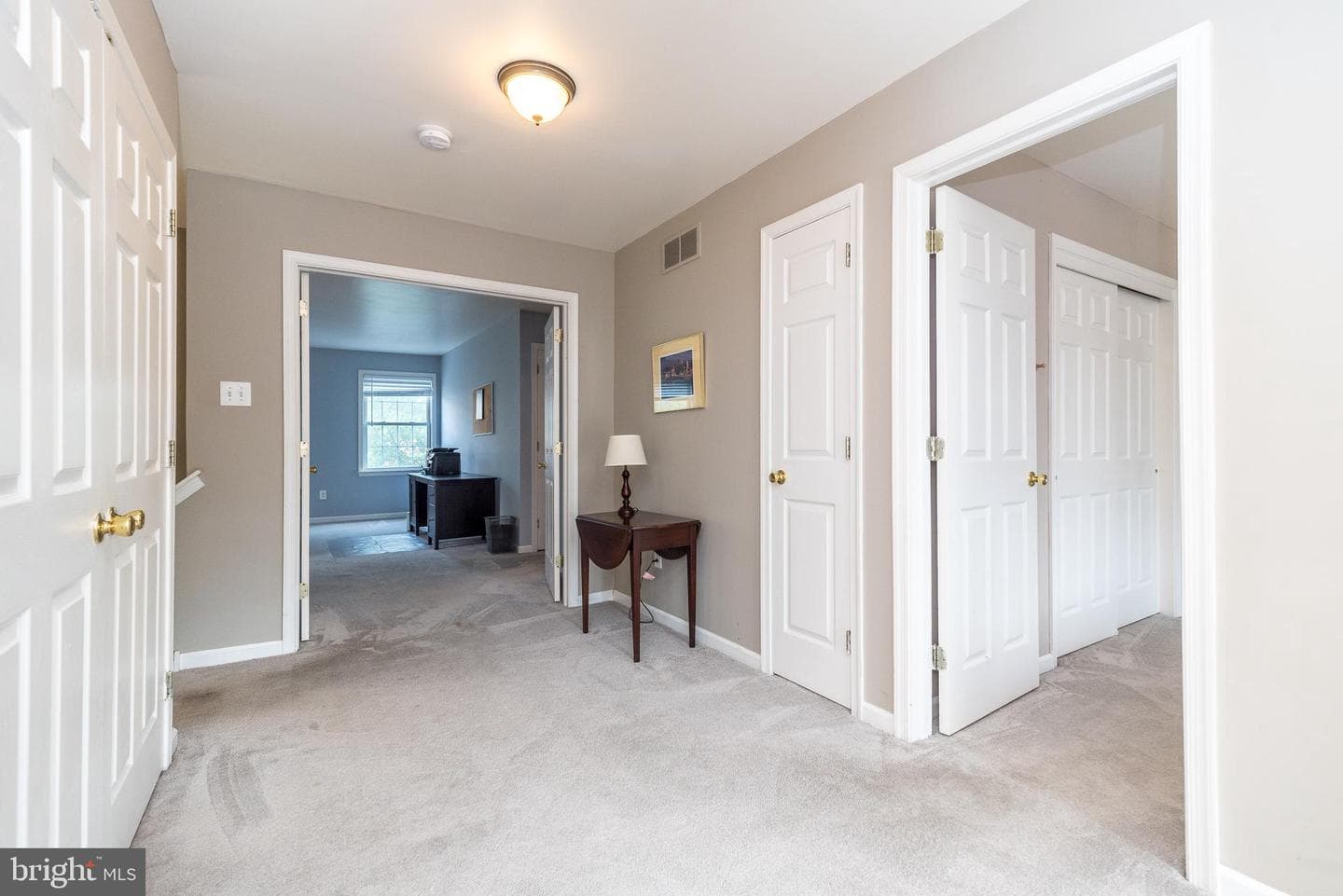 101 Oxford Court #143 photo 13