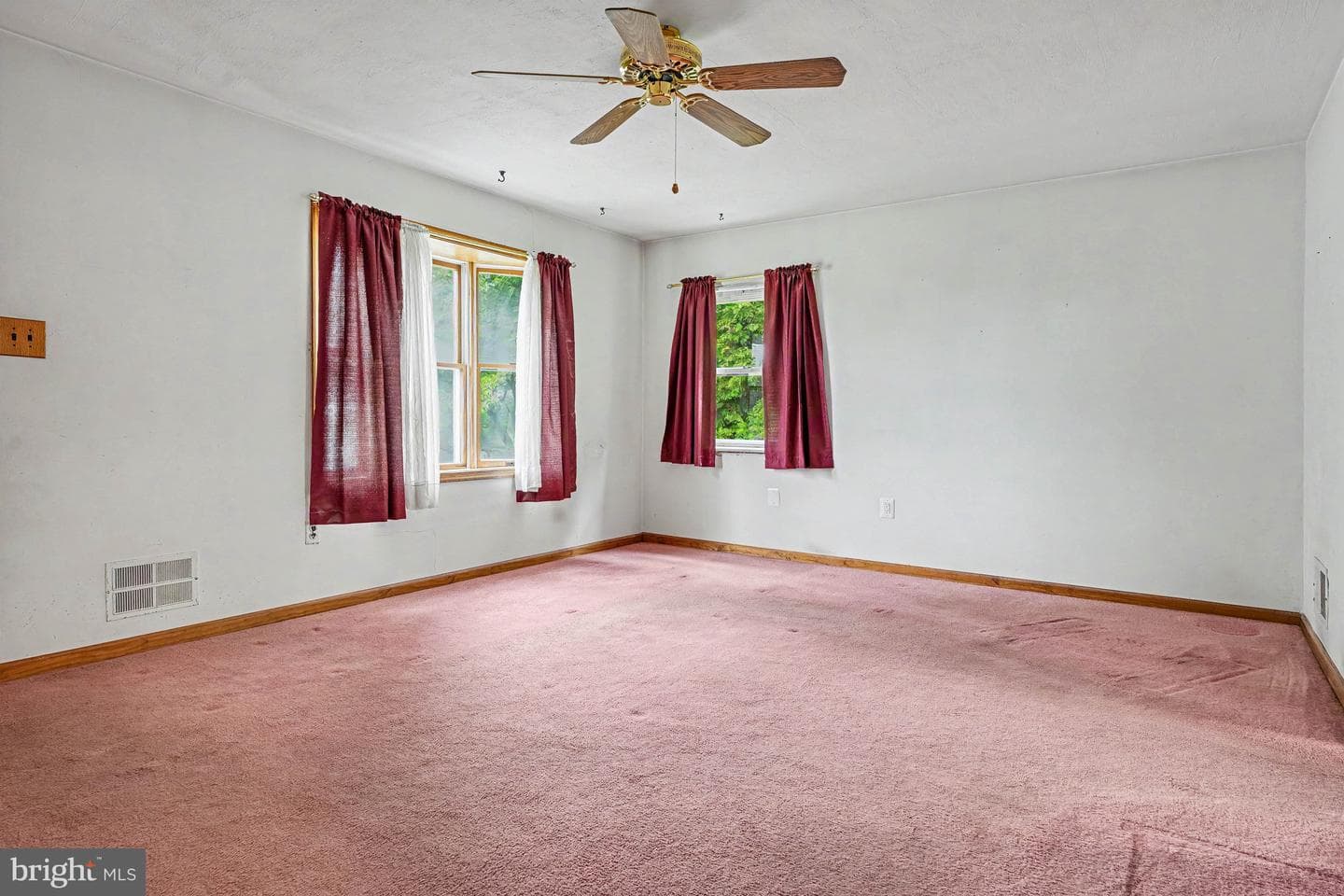 234 Oakdale Avenue photo 7