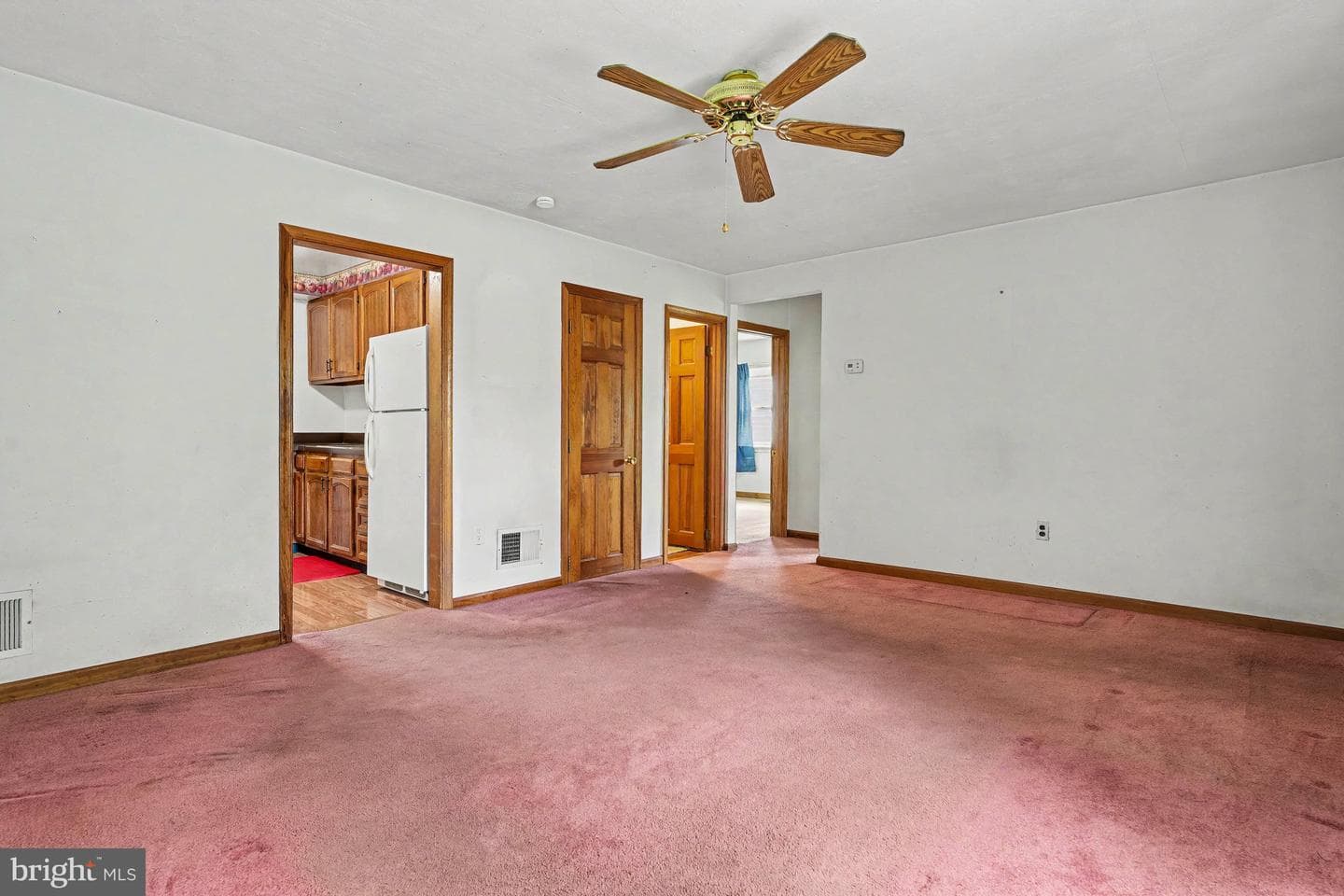 234 Oakdale Avenue photo 9