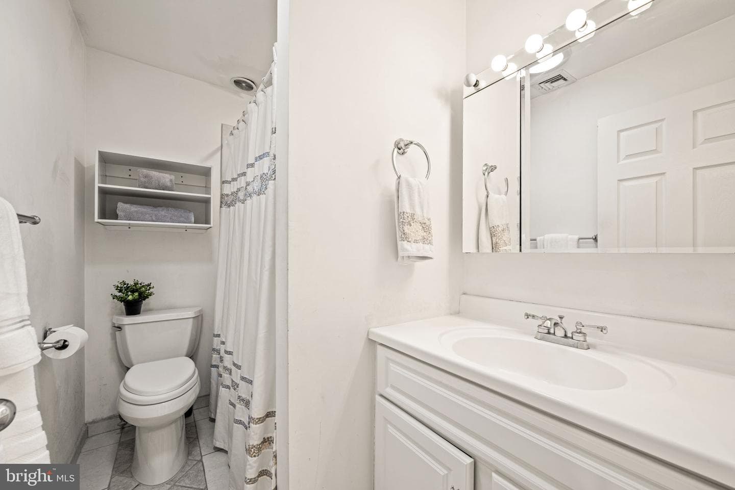 2169 Harts Lane photo 23