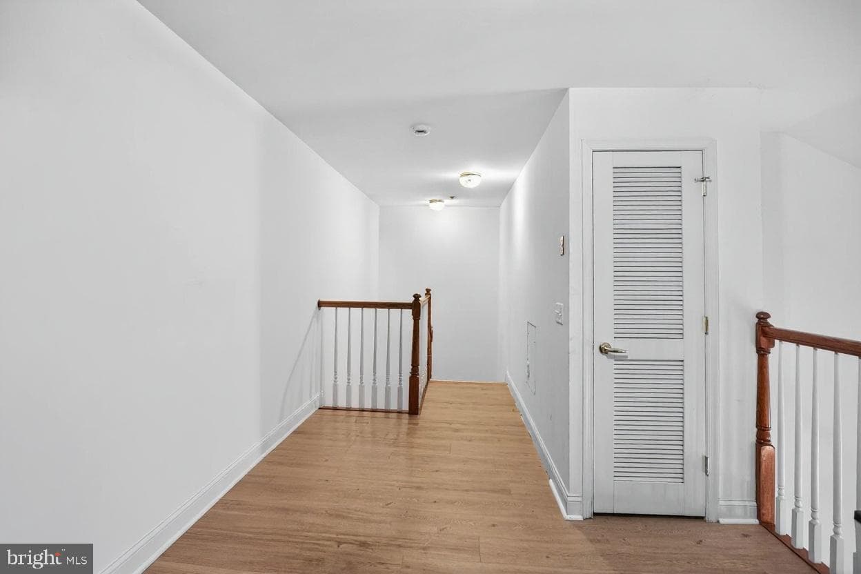 200 W Elm Street #1412 photo 9