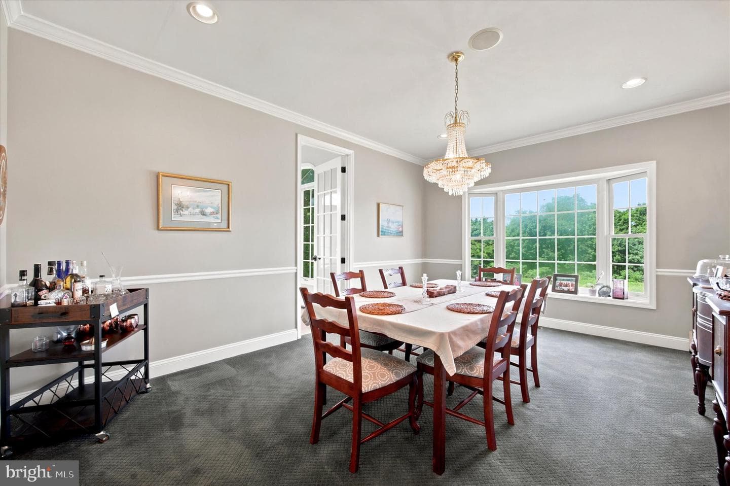 581 Hawthorne Lane photo 9