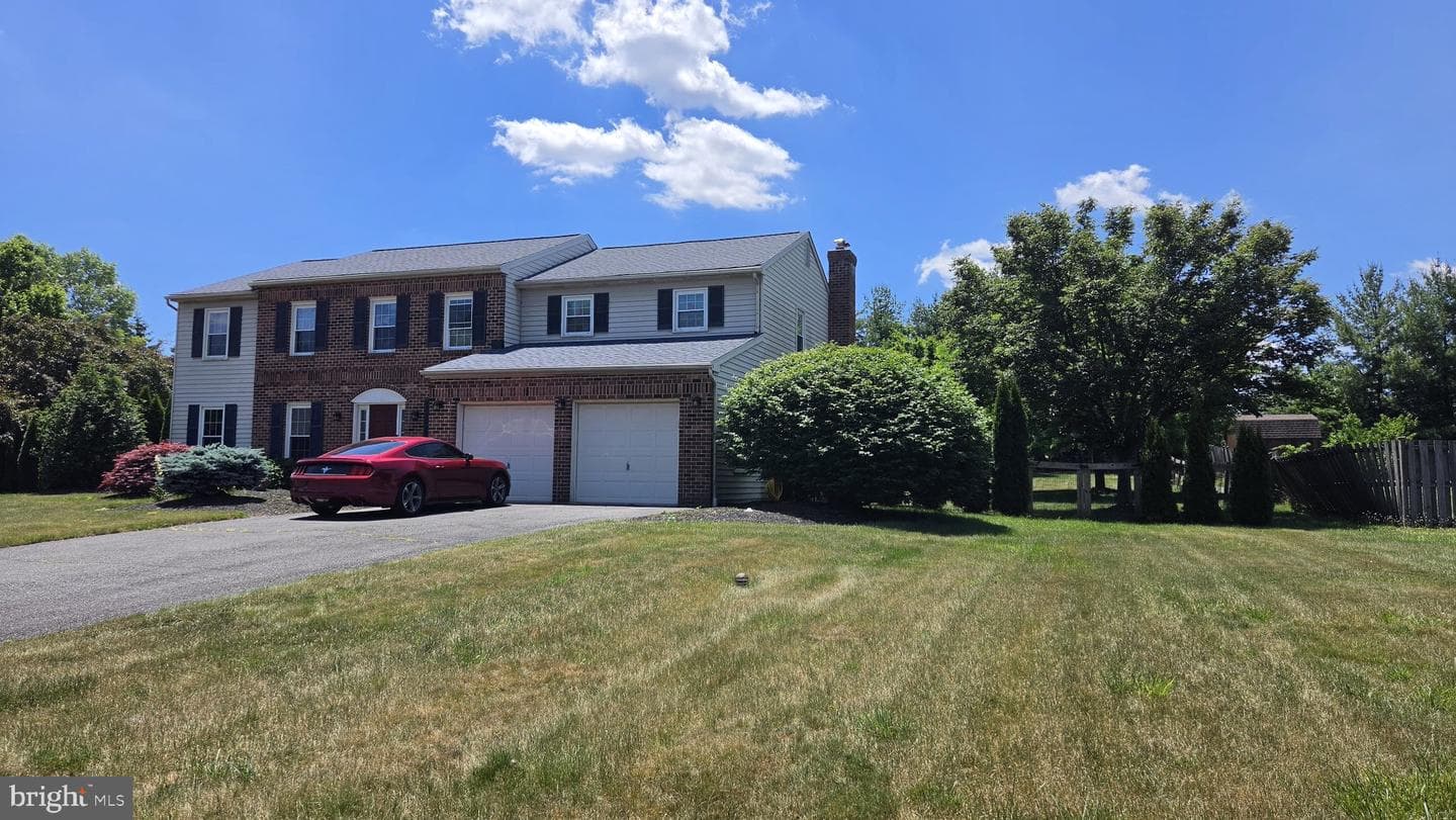 406 Bow Lane, Gilbertsville