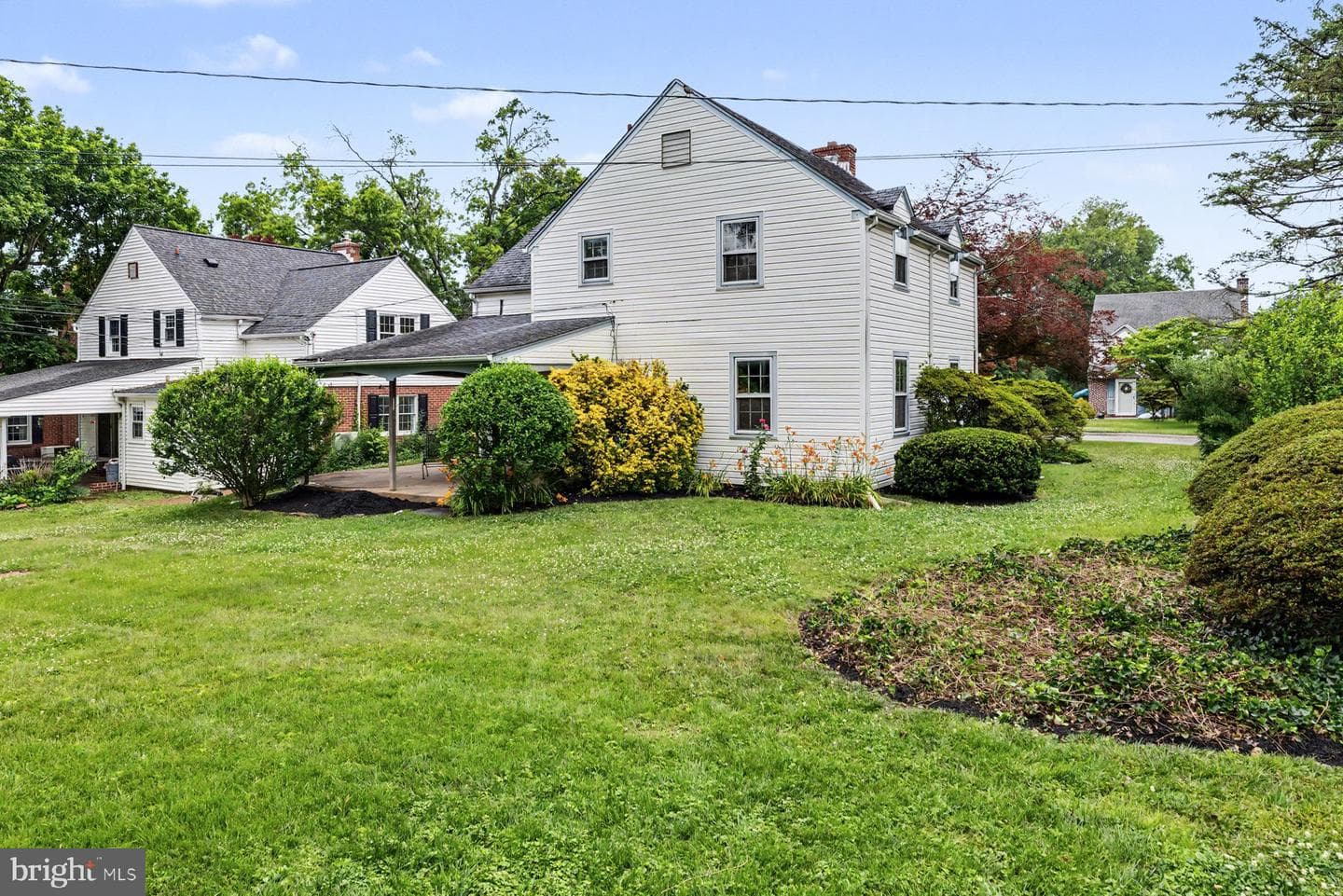 602 Meadow Lane photo 2
